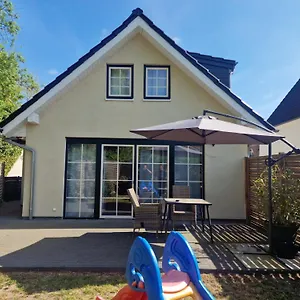 https://schicke-neue-ferienwohnung.hotelsinbremen.net